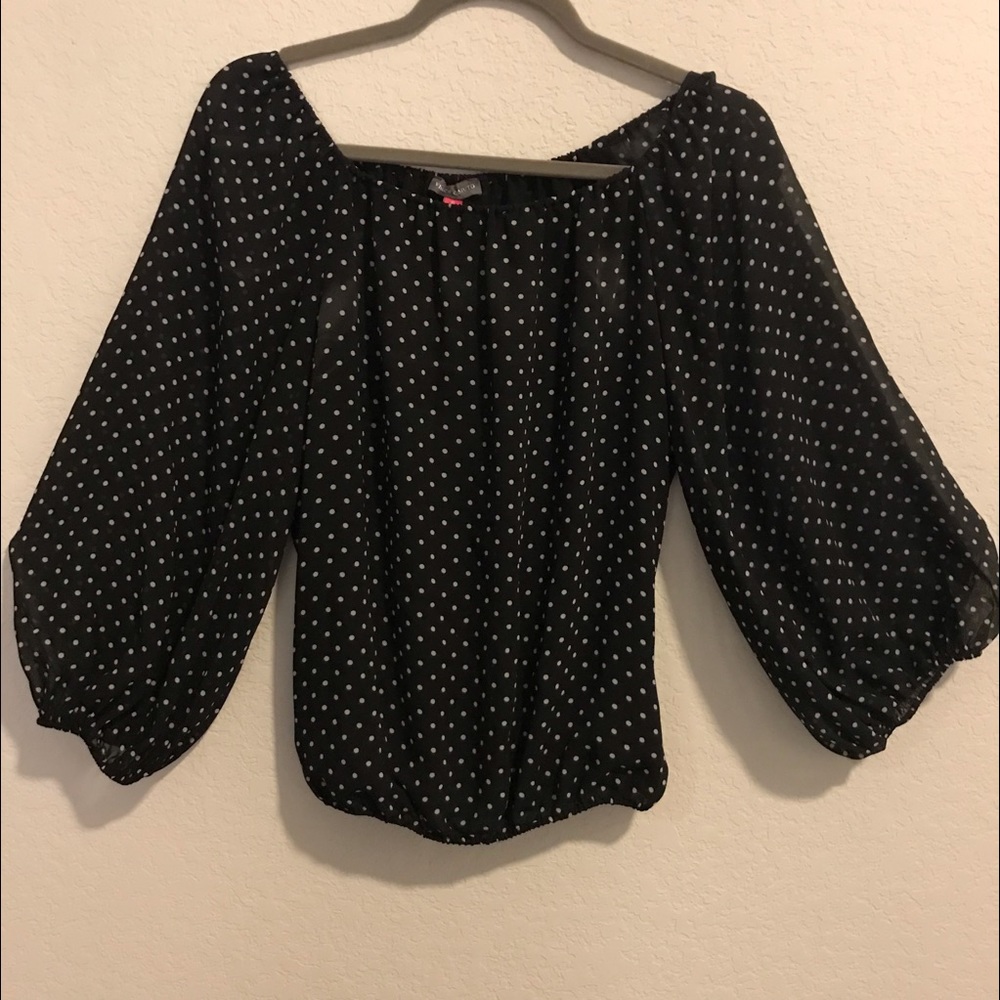 Vince Camuto dolman poka dot blouse